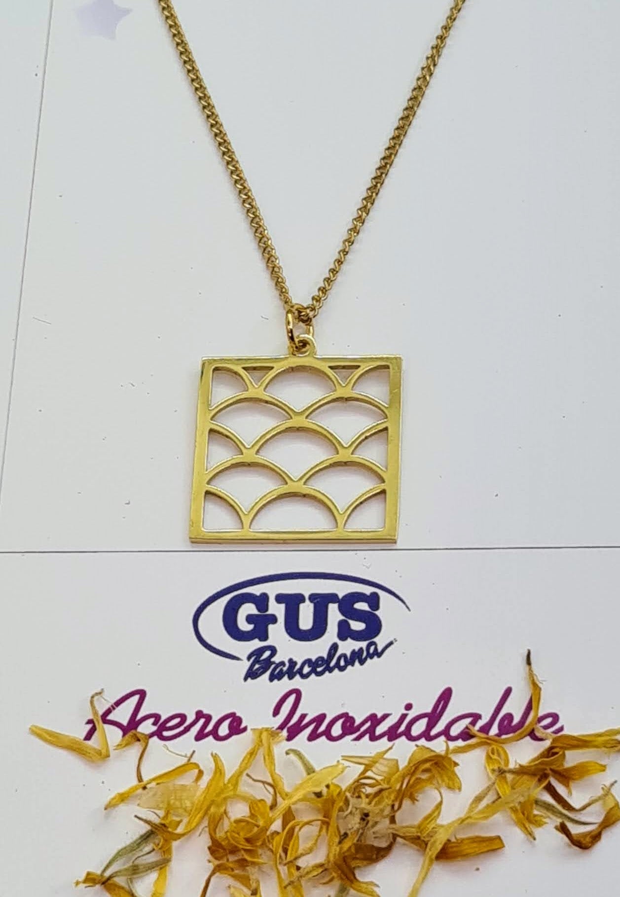 Colgante Cuadrado dorado
